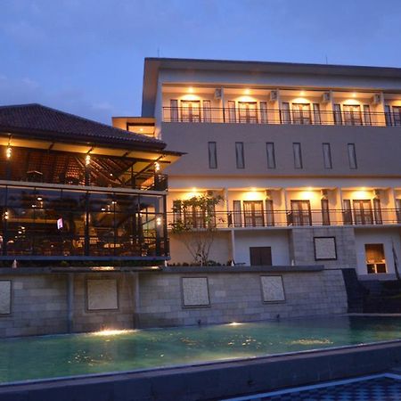 Bumi Cikeas Sentul Bogor Otel Oda fotoğraf