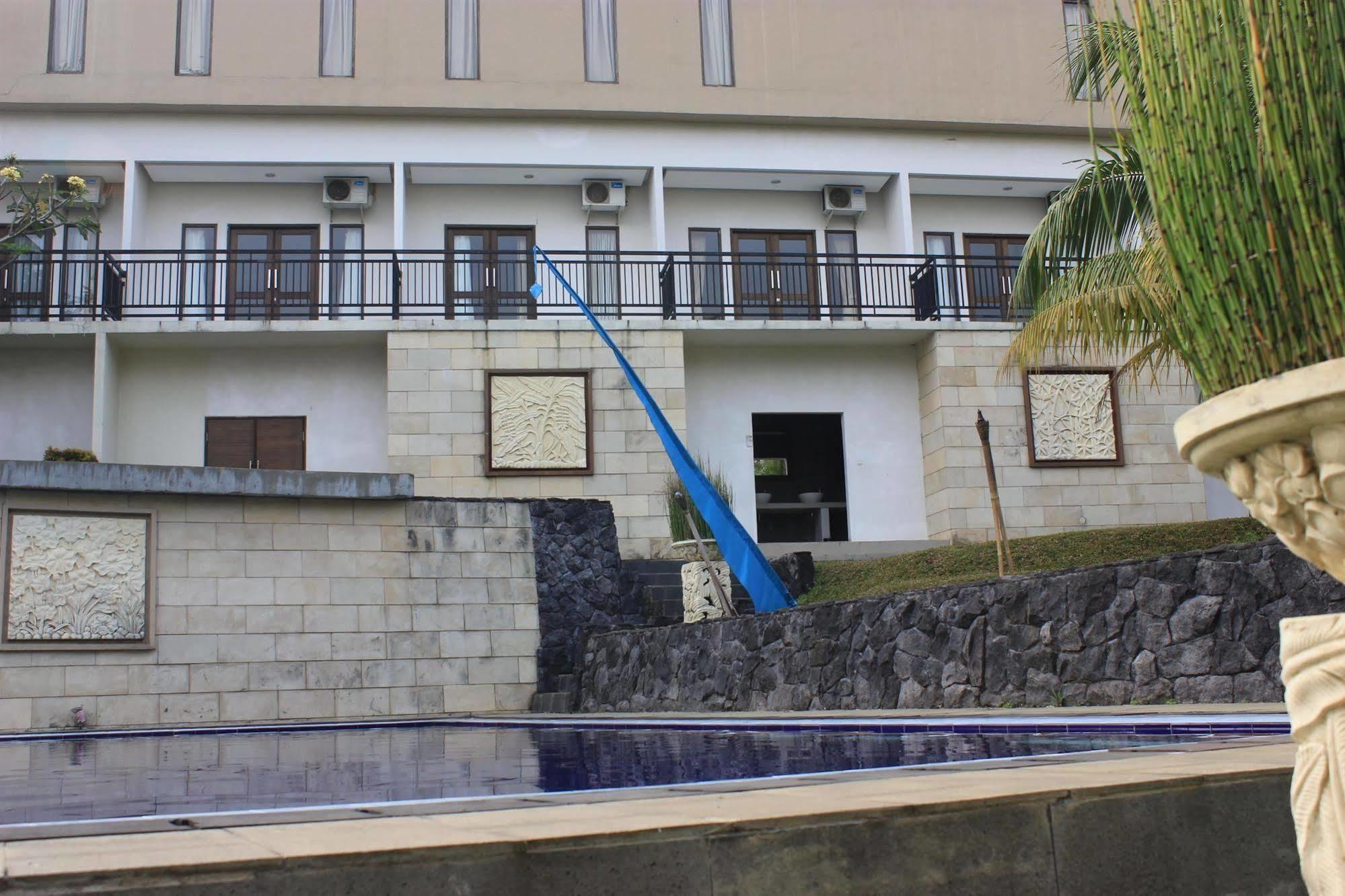 Bumi Cikeas Sentul Bogor Otel Dış mekan fotoğraf