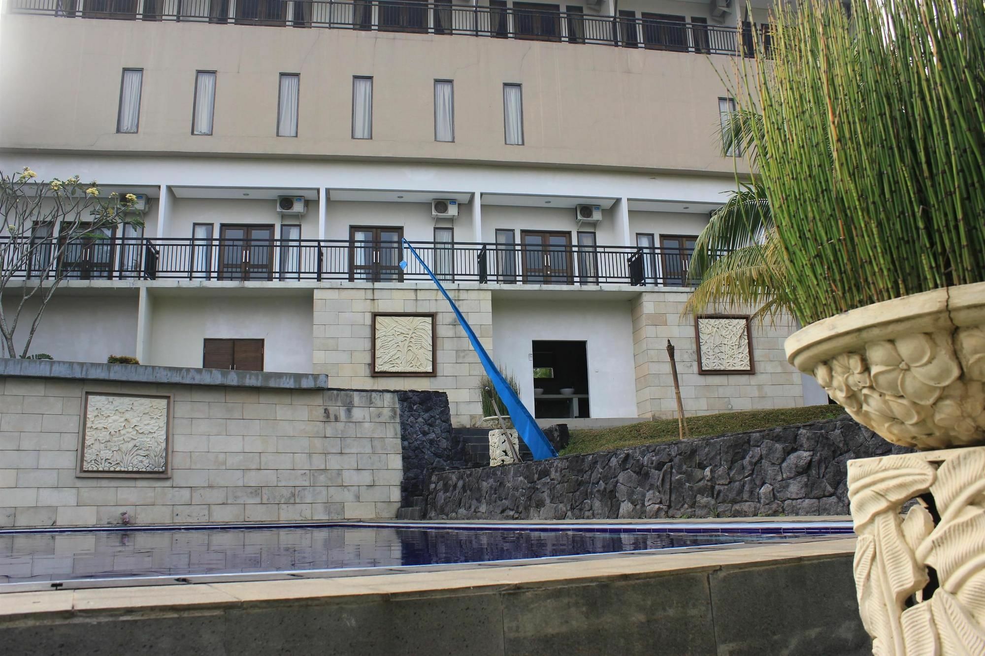 Bumi Cikeas Sentul Bogor Otel Dış mekan fotoğraf